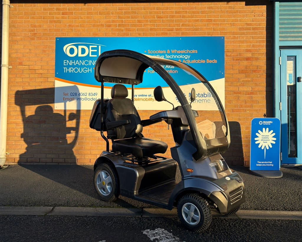 Product image of Pre-Owned TGA Breeze S4 with Solid Canopy 